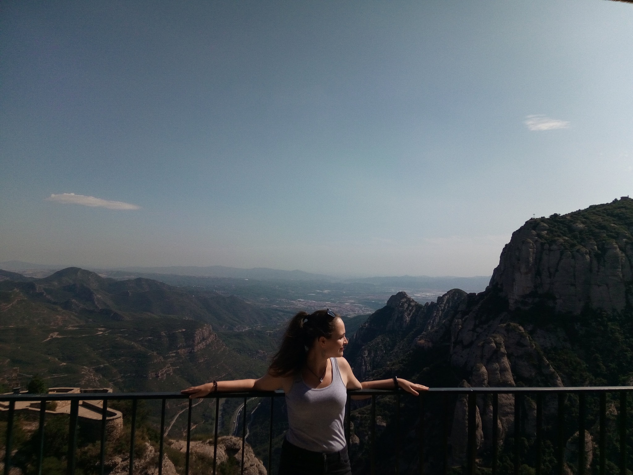 Klinická psycholožka v klidném terapeutickém prostředí